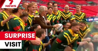 Jon Bon Jovi surprend lors de l'entraînement des Kangourous en Angleterre