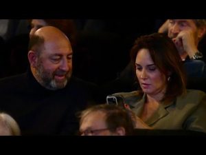 Kad Merad et Julia Vignali : un duo marquant à Lyon