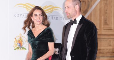 Kate Middleton en robe émeraude à la Royal Variety Performance : un moment marquant
