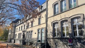 L' ancienne école Léon Boyer à Murat: une école qui a changé de décor - ICI