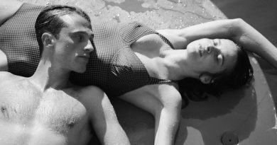 L’Étranger de Camus revisité par François Ozon en noir et blanc – ICI L’Étranger de Camus revisité par François Ozon en noir et blanc - ICI