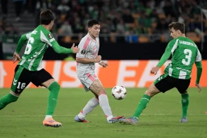 L'OL avec Satriano en pointe contre Auxerre