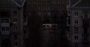 L’Ukraine plongée dans le noir après une attaque russe massive sur ses structures énergétiques