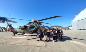 La 3EME 7 en visite sur un porte-hélicoptère – Collège Arthur Giovoni – Ajaccio