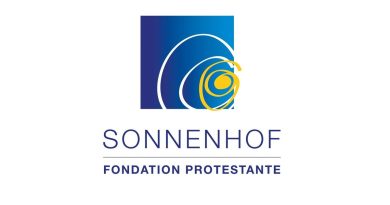 La Fondation du Sonnenhof au pied du sapin du Christkindelsmärik - ICI