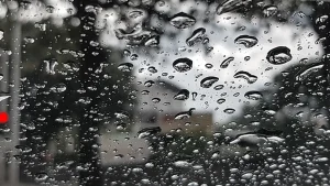 La Réunion : fortes pluies et rafales de vent, éclaircies possibles dans le Sud