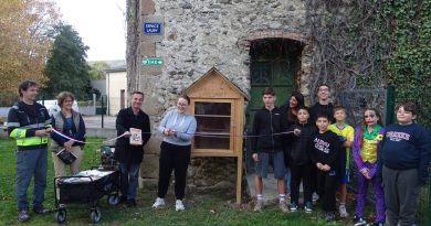Inauguration de la boîte à livres