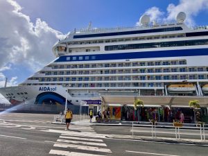 La saison des croisières a officiellement commencé  à Pointe-à-Pitre