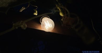 L’armée russe détruit un bloc clé de production électrique dans la région de Tchernihiv