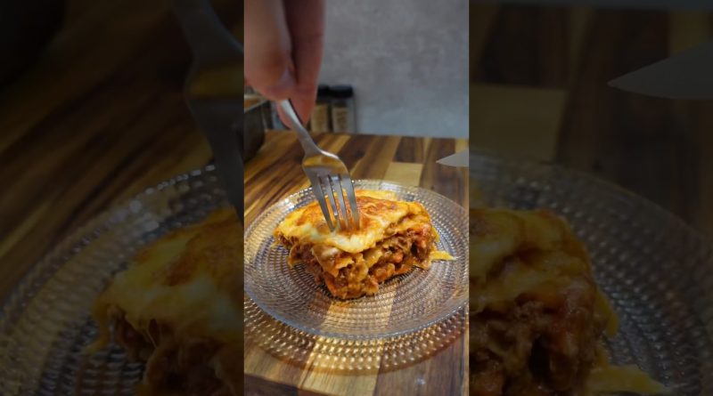 Lasagnes Maison : Recette Simple et Délicieuse ! 🍽️