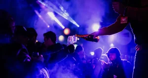 Le Beaujolais Nouveau : un enjeu majeur pour les vignerons en quête de visibilité