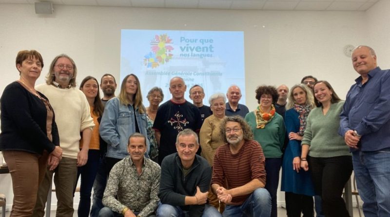 Le Collectif devient Association - Arritti