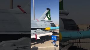 Le JF-17 Thunder séduit au Salon aéronautique de Dubaï