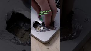 Le Liquide le Plus Destructeur au Monde