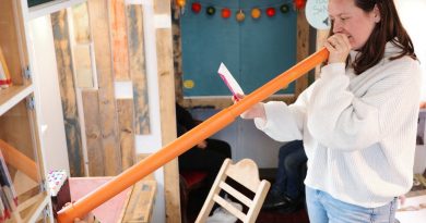 Le Poétobus sillonne la Normandie pour faire aimer la poésie