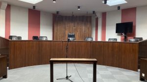 Le conjoint violent n’en démord pas : « Je reconnais l’avoir frappée à coups de poing car elle m’a mordu »