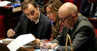 Le déficit public est "sur les rails" pour respecter les prévisions en 2025, selon le gouvernement