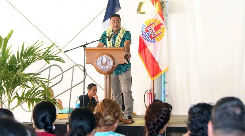 Le ministre de l’Education rassure les familles de Tubuai