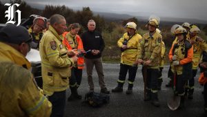 Le ministre de la Défense civile Mark Mitchell sur l'incendie de Tongariro