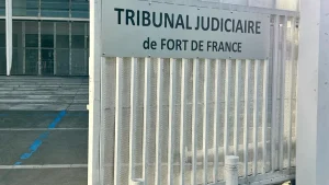 Le procès Madivial renvoyé à mai 2026 à la demande de la défense