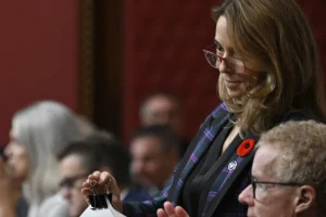 Le projet de loi sur la bureaucratie, une «très mauvaise idée» qui «pourrait coûter des vies»