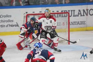 Les Brûleurs de Loups remportent un match décisif contre leur adversaire - Metro-Sports