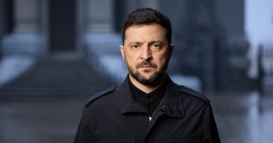 Les Européens posent leurs conditions au plan de paix américain, Donald Trump donne 6 jours à Kiev pour signer | RTS