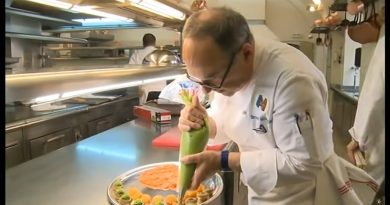 Les coulisses du Palais de l'Élysée avec le chef du Président