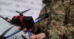 Les défis du reportage de guerre face à la prolifération des drones russes | RTS