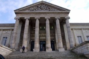 Les deux anciens gérants de Gémo accusés de harcèlement sur 18 salariés comparaîtront le 1er décembre devant le tribunal correctionnel