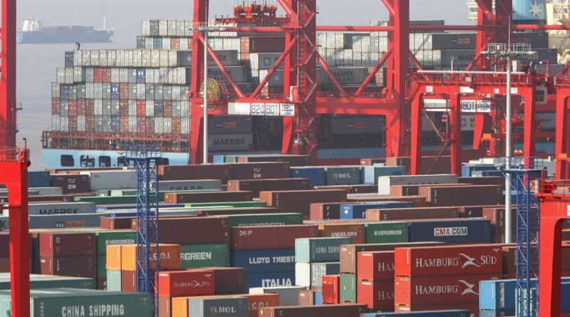 Les exportations chinoises subissent leur pire recul depuis février