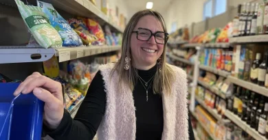 « Les habitants ne jouent pas le jeu » : l’épicerie-restaurant de proximité peine à