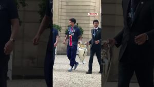 Les joueurs du PSG rencontrent Emmanuel Macron à l'Élysée