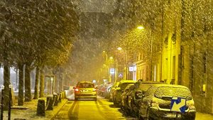 Les premières images de la neige à Paris et dans la région