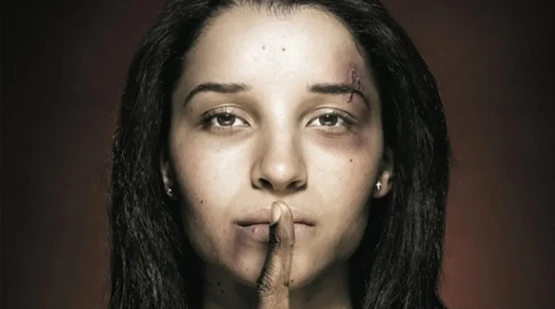 Les violences et discriminations sont en hausse en Martinique, Guadeloupe, Réunion et dans l'Hexagone, mais peu de plaintes sont déposées