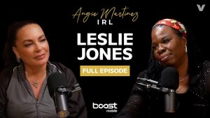 Leslie Jones : Rires, thérapie et rencontres avec Angie Martinez