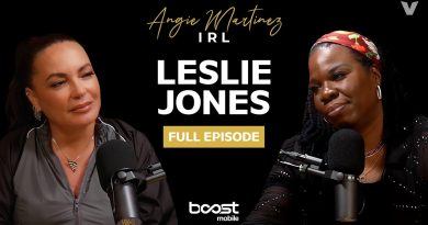 Leslie Jones : Rires, thérapie et rencontres avec Angie Martinez