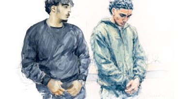 Me Gaux, avocate de Ashraff : "Ne dépeignons pas un faux tableau. C'est un garçon en perte de repère". Me Cipière, avocate de Yannis : "Ce sont deux jeunes idiots en galère qui ont eu une mauvaise idée"