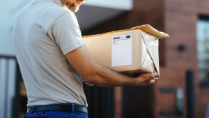 Lyon : en se faisant passer pour des livreurs, ils récupèrent 120 000 euros de bijoux à la Croix-Rousse