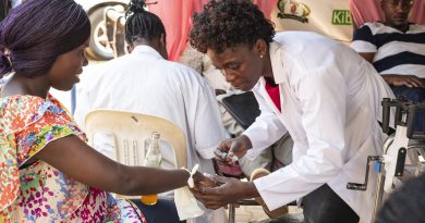 Une étude révèle que la bonne gestion des projets d'aide réduit la violence locale.