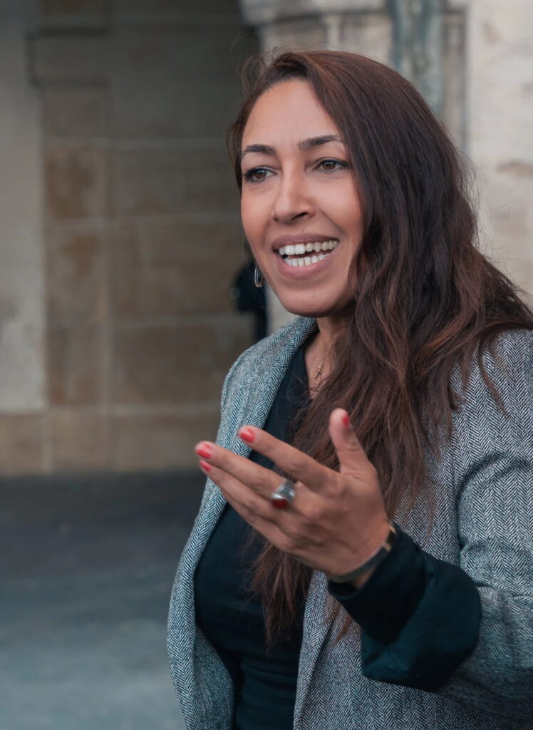 Mahtab Ghorbani, poétesse iranienne