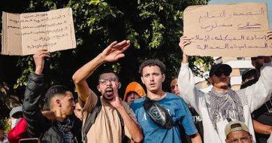 Maroc : le Premier ministre annonce des réformes, la mobilisation perdure