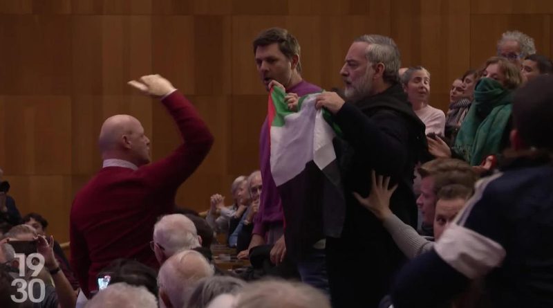 Martin Pfister chahuté par des militants pro-palestiniens à l'Université de Genève | RTS