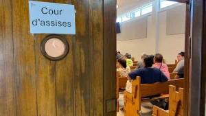 Matricide à Afaahiti : un fils accusé d’avoir étranglé sa mère, risque la réclusion criminelle à perpétuité