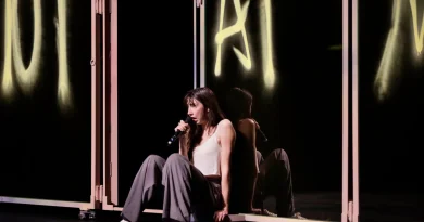 « Mémoire de fille » : l'adaptation d'Annie Ernaux explore le miroir des femmes.