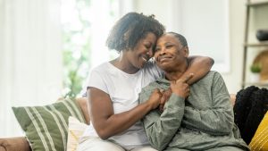 Priorité santé : Comment aborder le vieillissement de mes parents en tant que femme