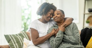 Priorité santé : Comment aborder le vieillissement de mes parents en tant que femme