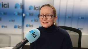 Moins d'accidents du travail mais davantage d'accidents graves, dit Laurence Théry de la Direction régionale de l'emploi - ICI