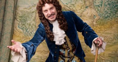 Molière en pièces > Représentations à la Grande Surface et ensuite dans des lycées sur Laval