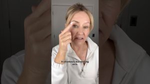 🌟 Mon astuce pour des sourcils naturels après 50 ans !